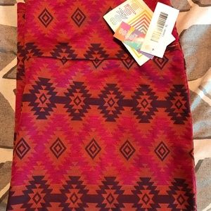 XL Lularoe Cassie Aztec NWT